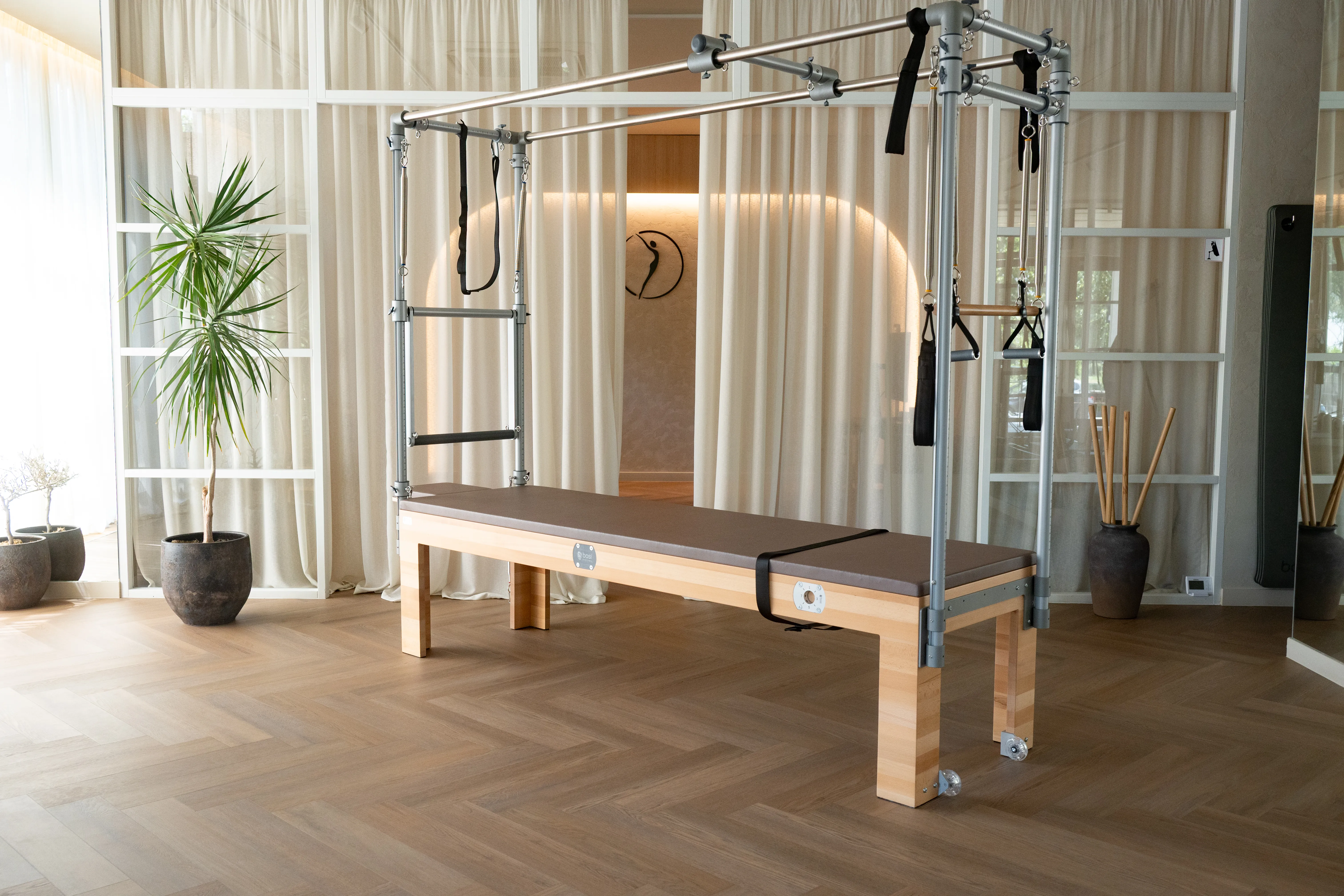 Cadillac / Trapeze Table